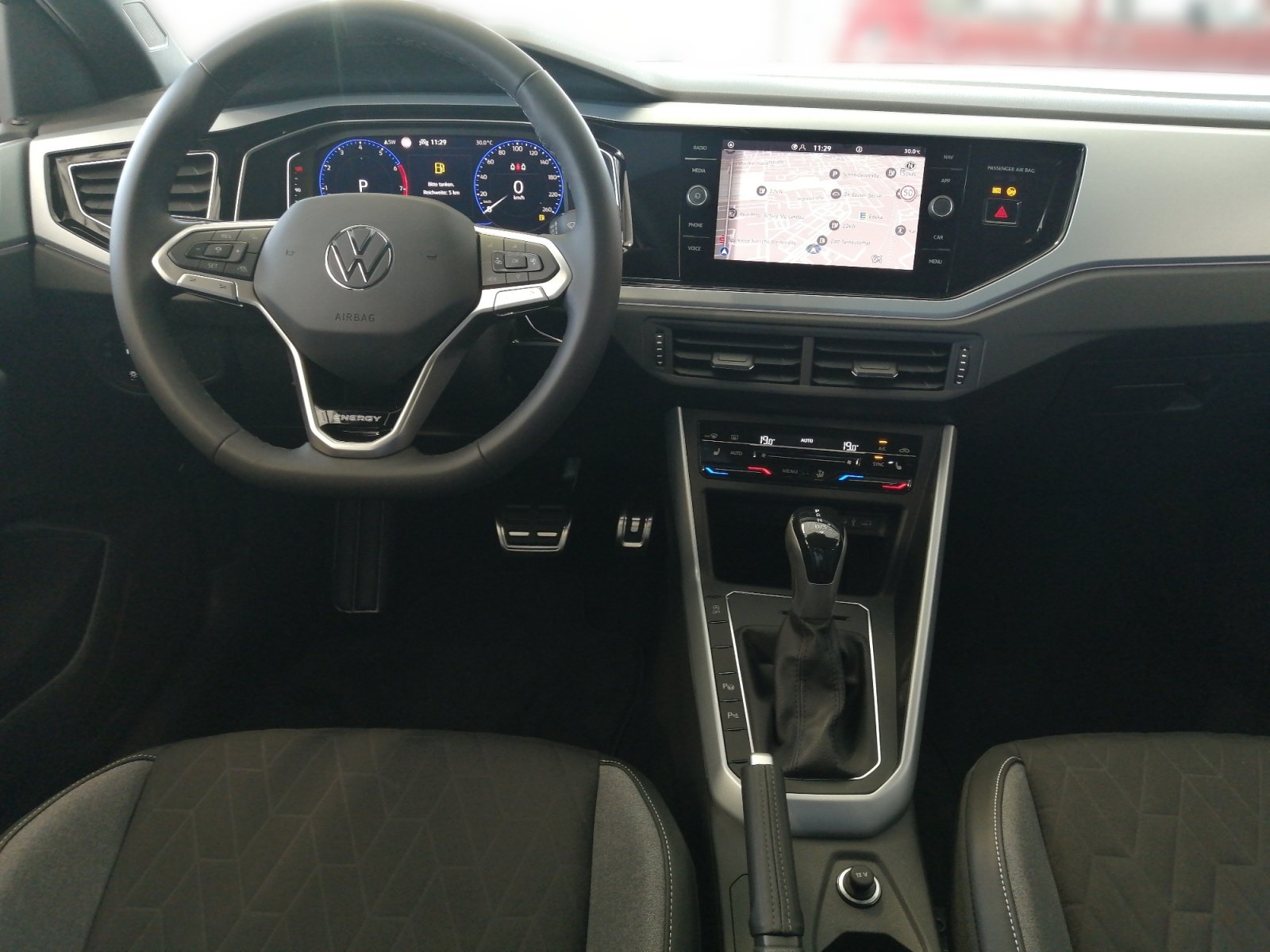 Taigo Life 1.5 l TSI DSG Kam.,PDC,Virtual,ACC,LM